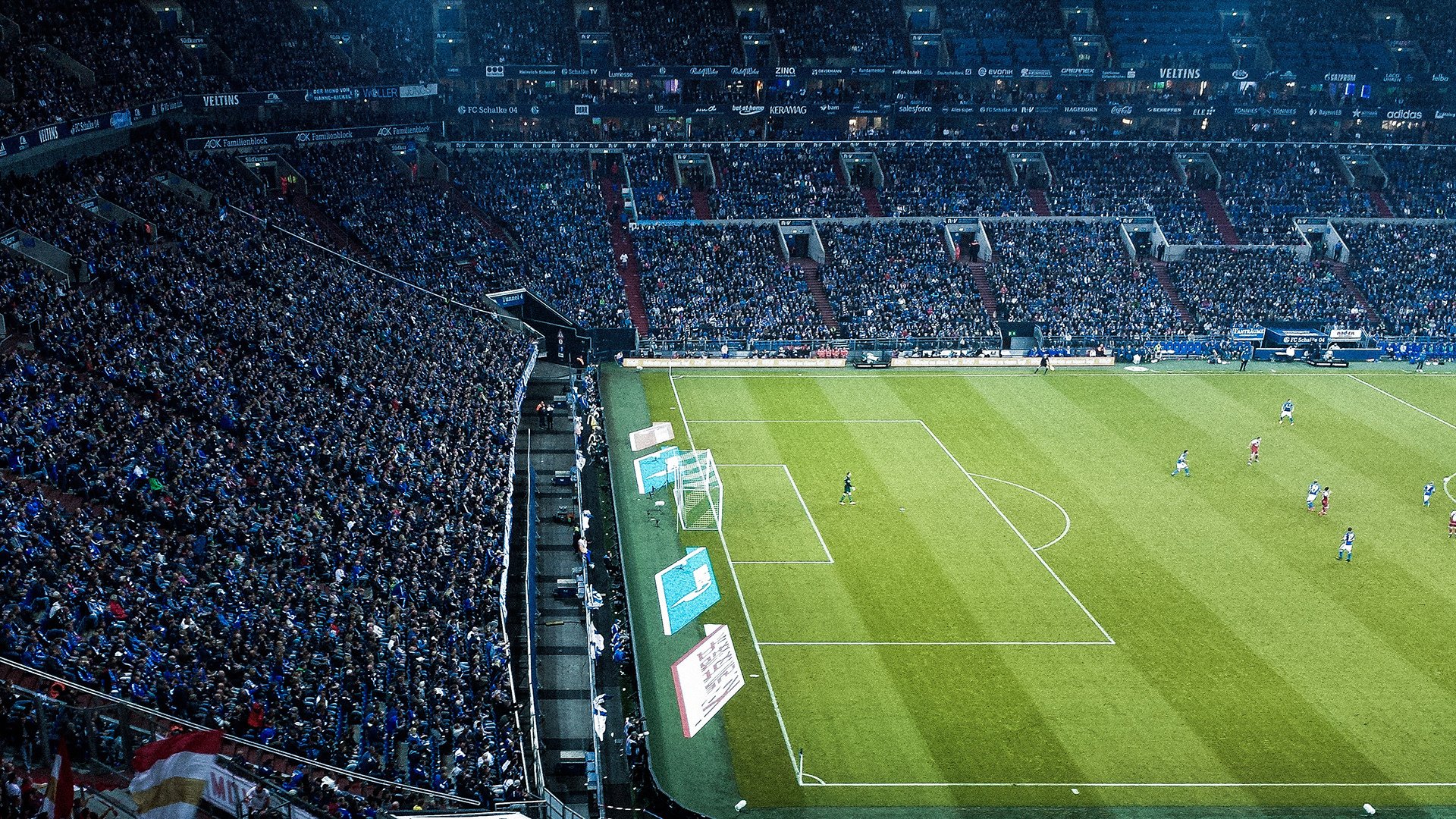 Doinb回归赛场，挺进下一轮首场状态亮眼，公牛观众沸腾！